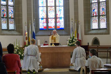 Feier der 1. Heiligen Kommunion in Sankt Crescentius (Foto: Karl-Franz Thiede)